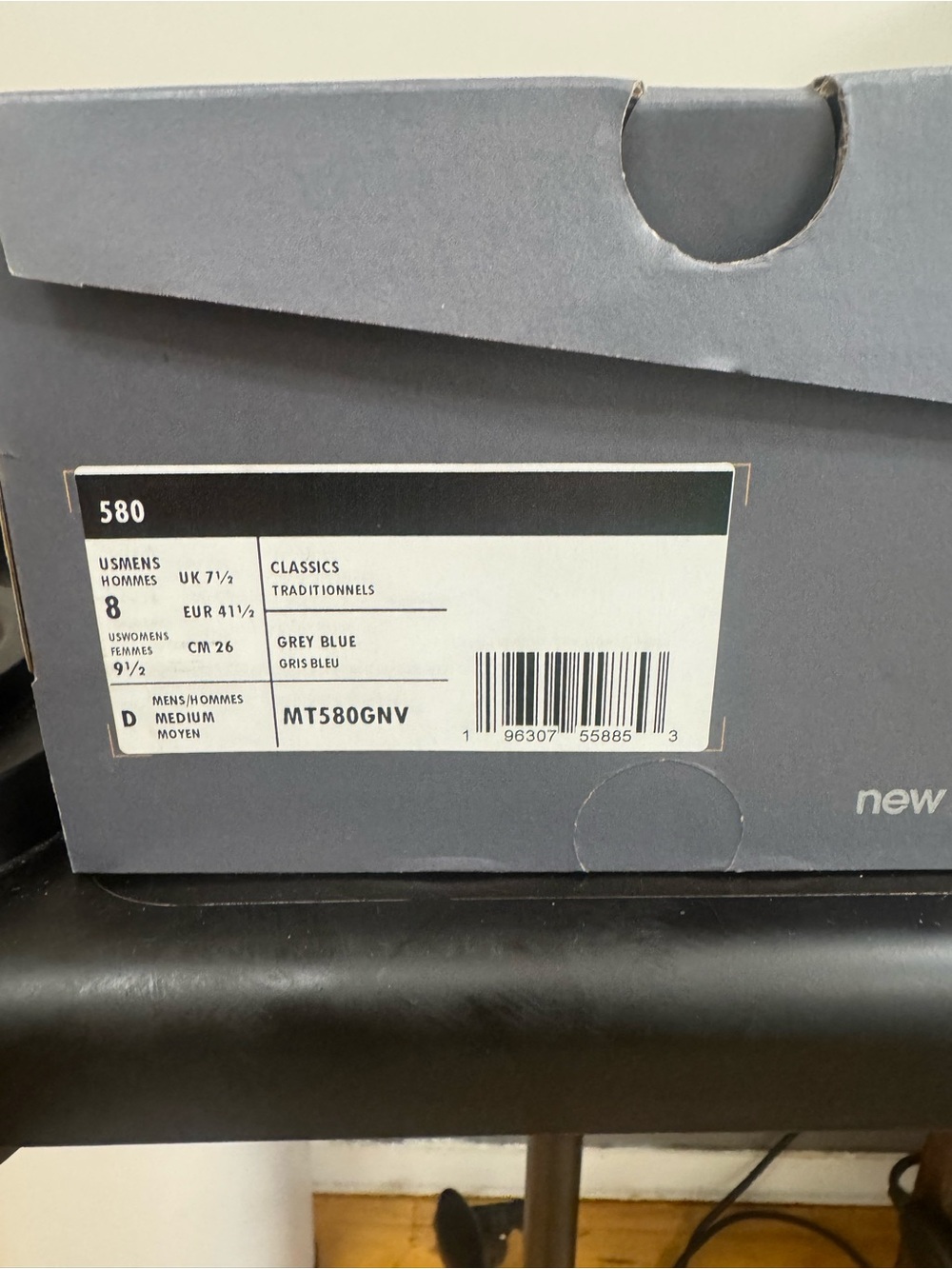 New Balance woman’s Sneakers in Light Gray, White & Navy Accent - Picture 3 of 3